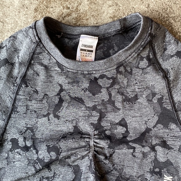 Gymshark camo seamless adapt long sleeve - Picture 3 of 5